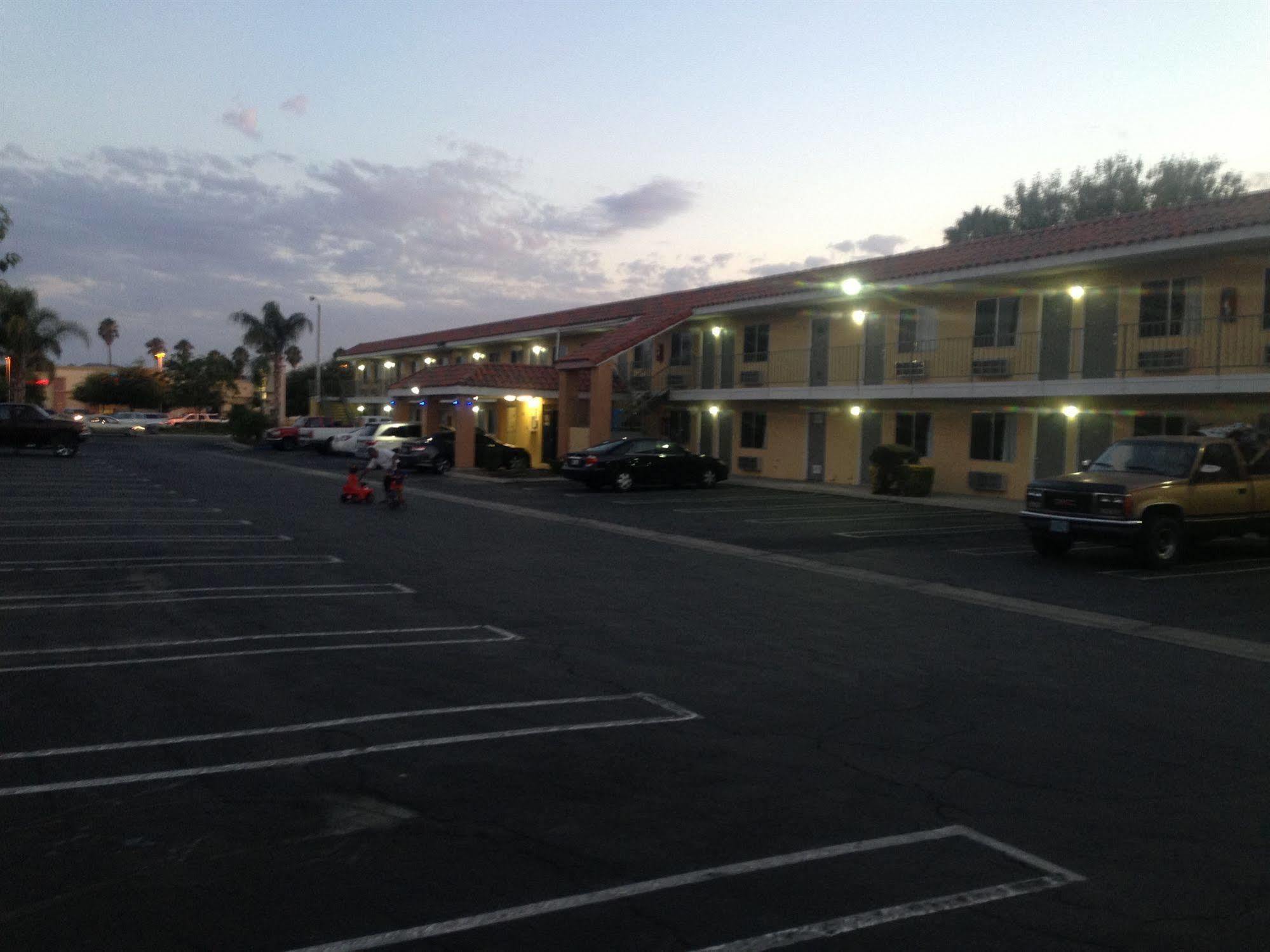 Studio 6 Hemet, Ca ภายนอก รูปภาพ
